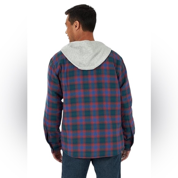Wrangler authentic hoodie plaid flannel blanket lined shacket size Medium NWT - Picture 2 of 11